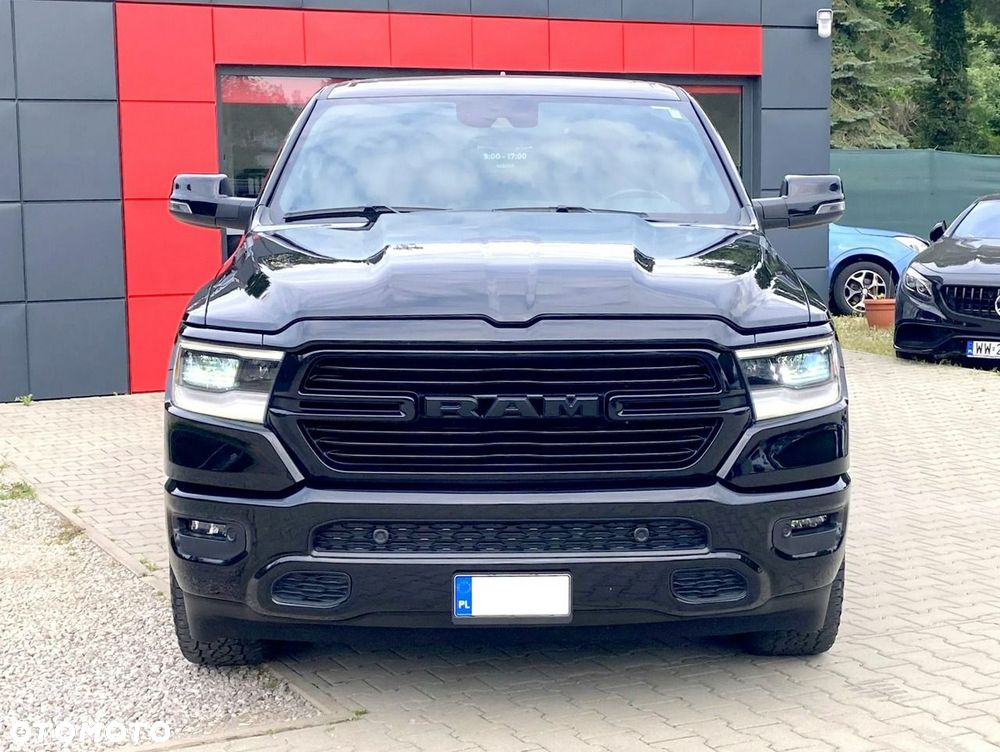 RAM 1500 Crew Cab Sport - 2