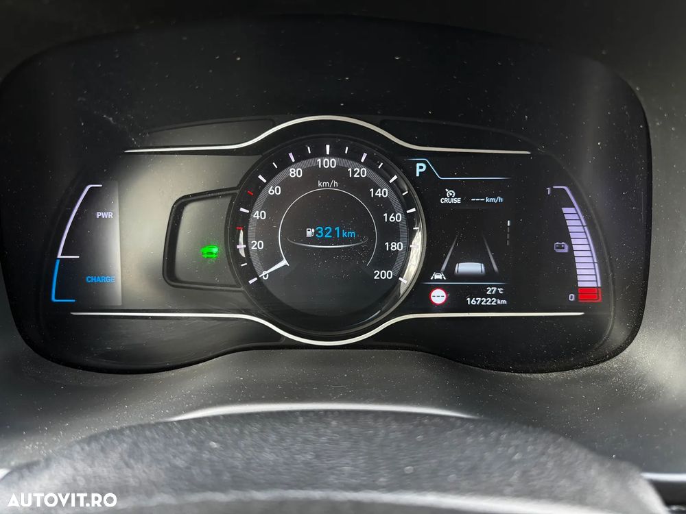 Hyundai KONA Premium - 18
