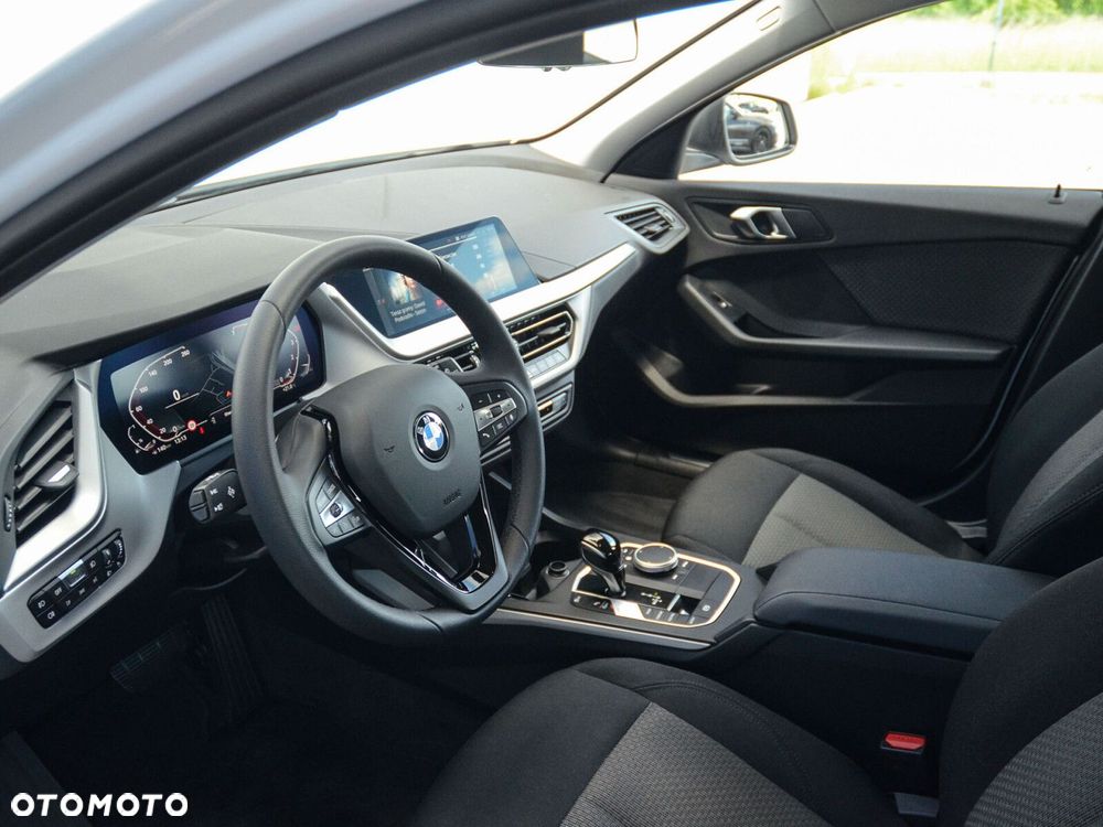 BMW Seria 1 - 19