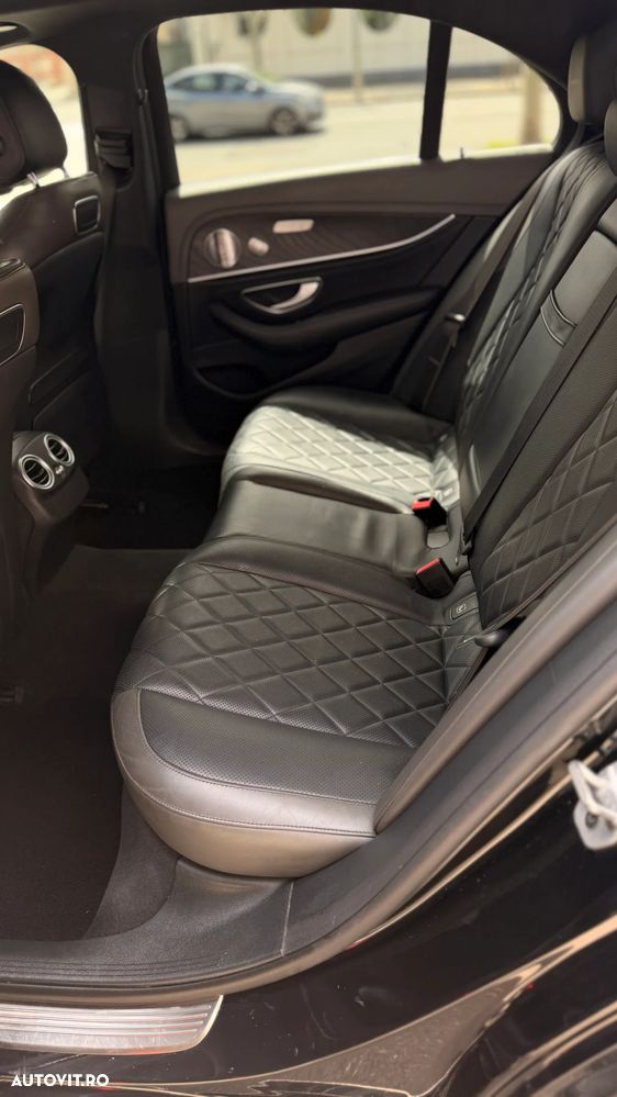 Mercedes-Benz E 300 de 9G-TRONIC - 21