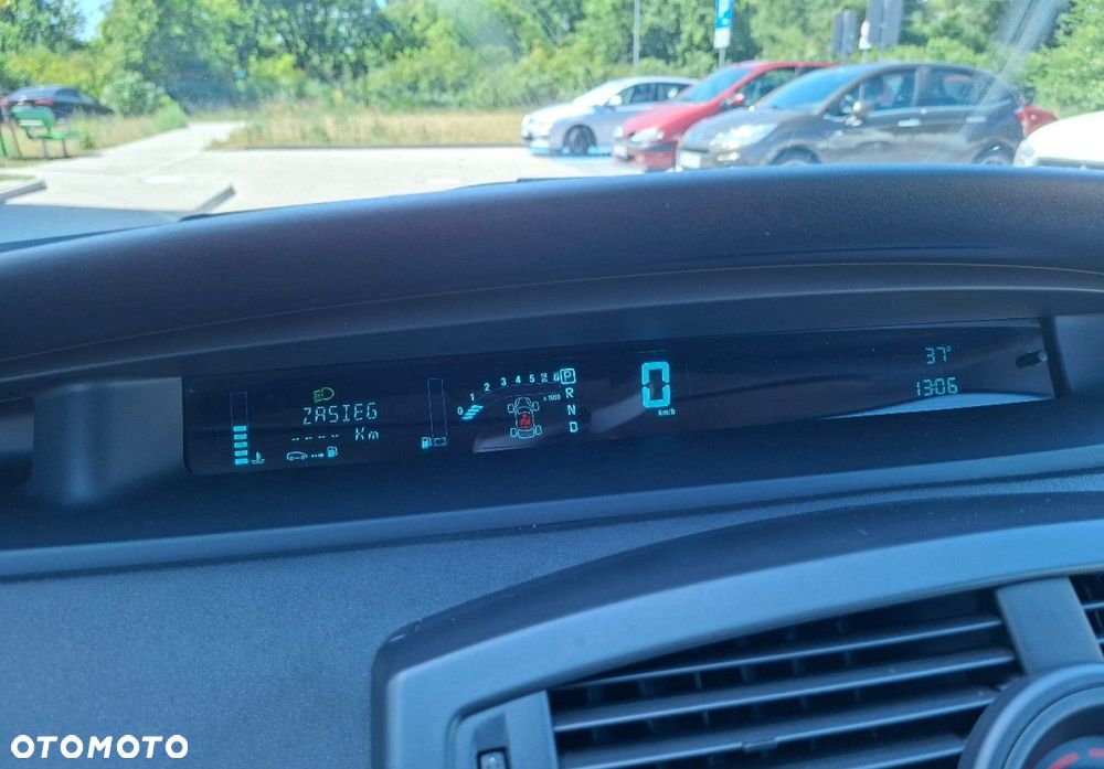 Renault Grand Scenic - 24