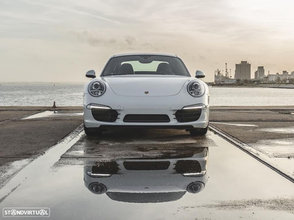 Porsche 911 Série F - 16