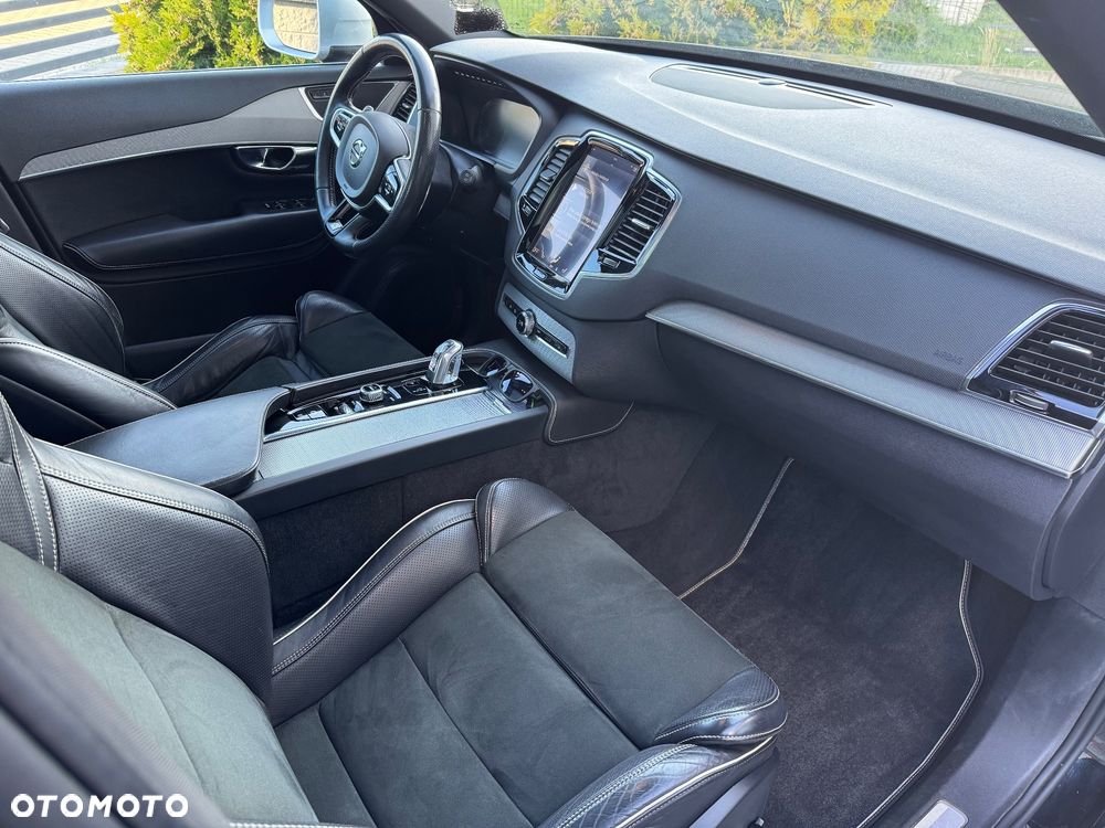 Volvo XC 90 - 20