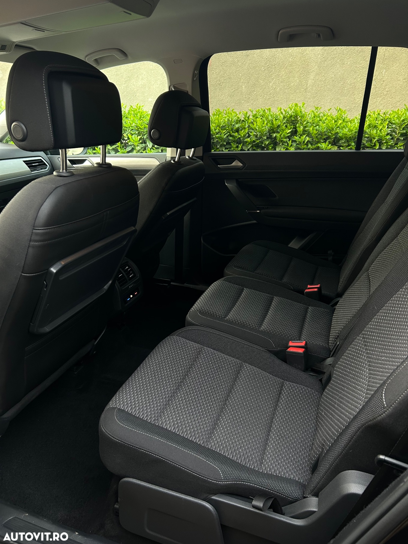 Volkswagen Touran 1.5 TSI DSG Comfortline - 12