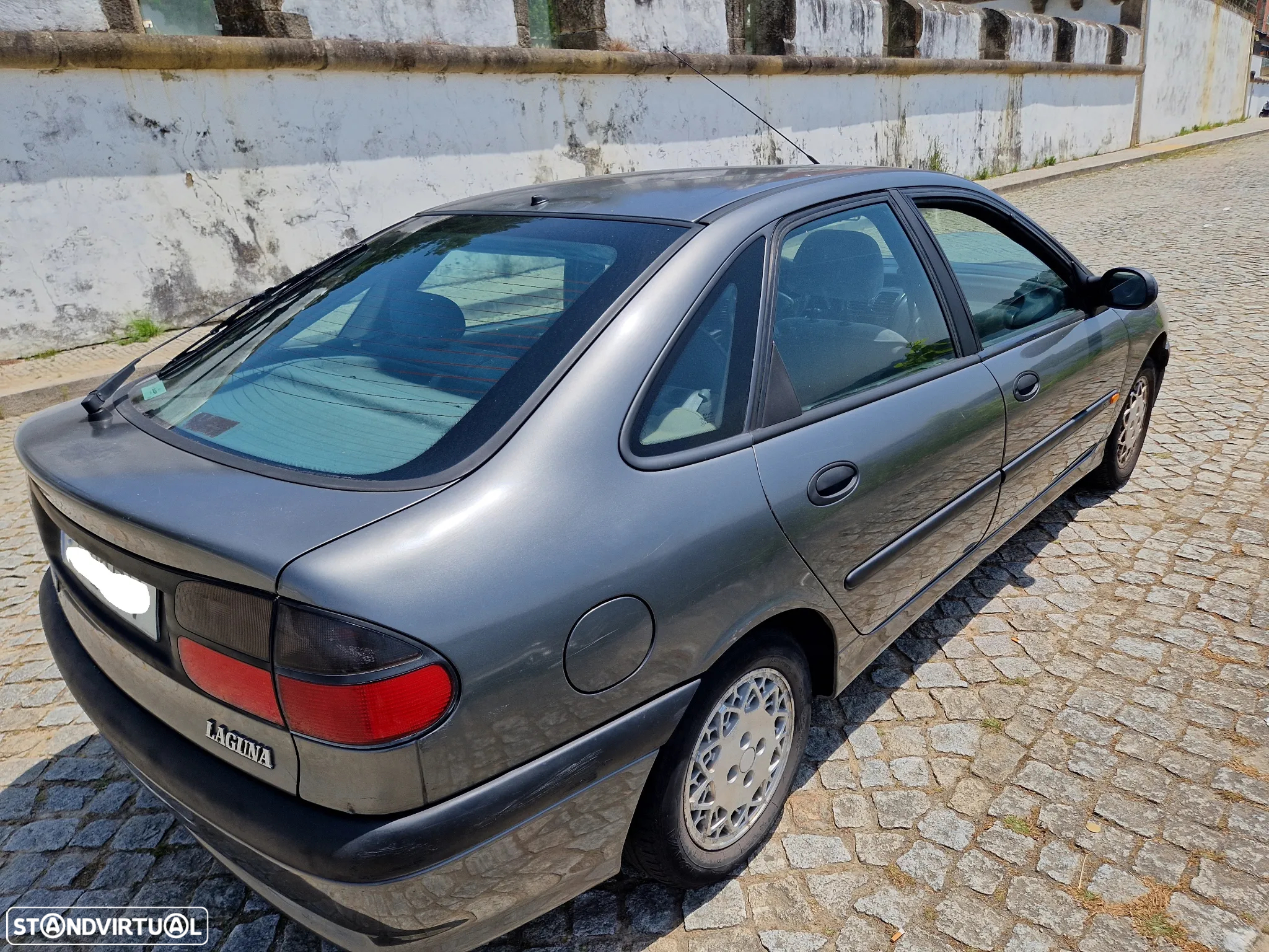 Renault Laguna 1.8 RXE - 7