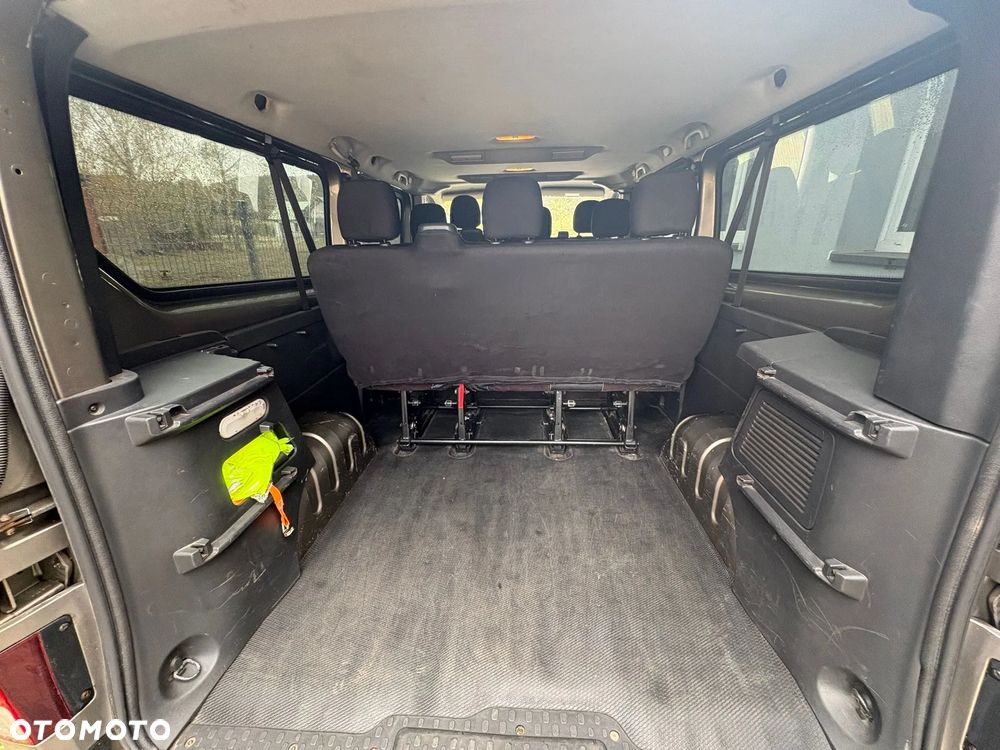 Renault Trafic - 13