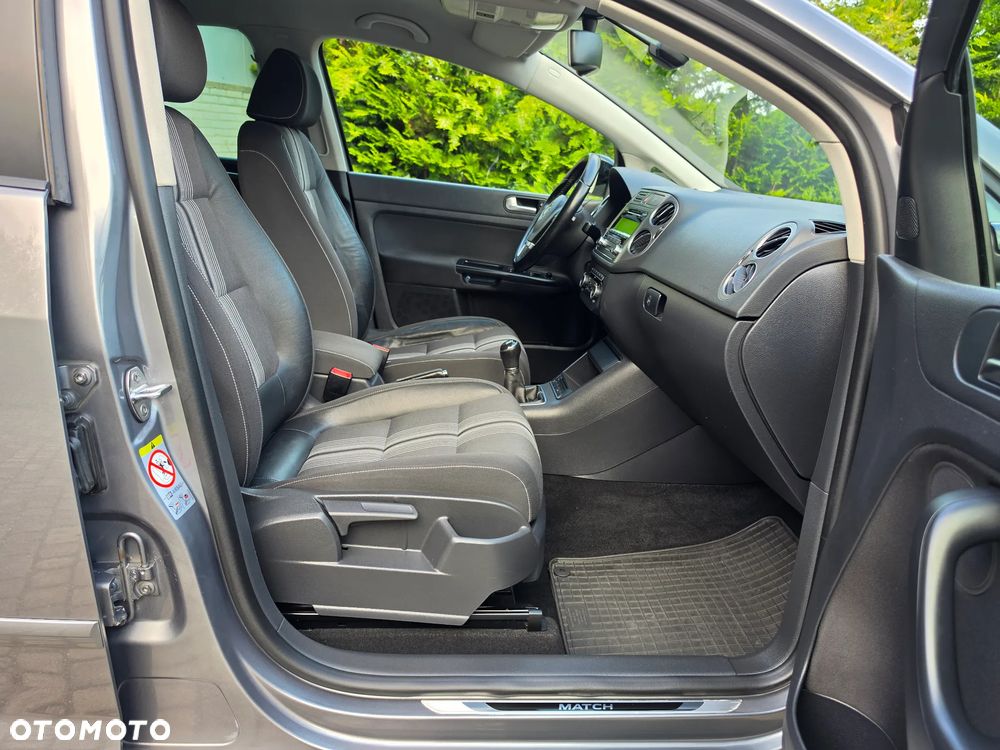 Volkswagen Golf Plus 1.6 TDI Comfortline - 37