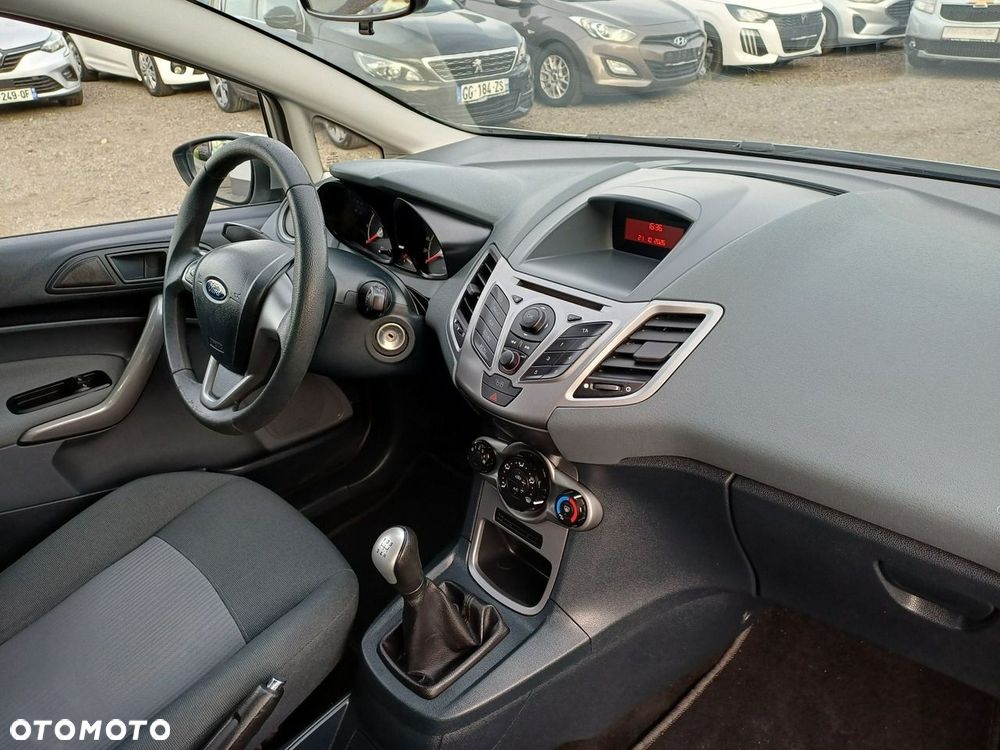 Ford Fiesta 1.25 Silver X - 12