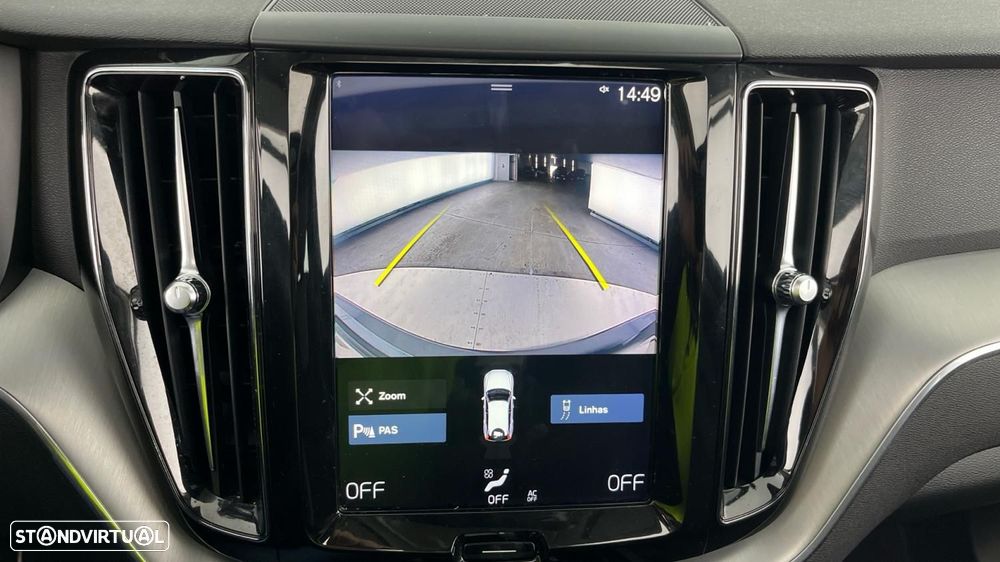 Volvo XC 60 2.0 T8 PHEV Momentum Plus AWD - 13