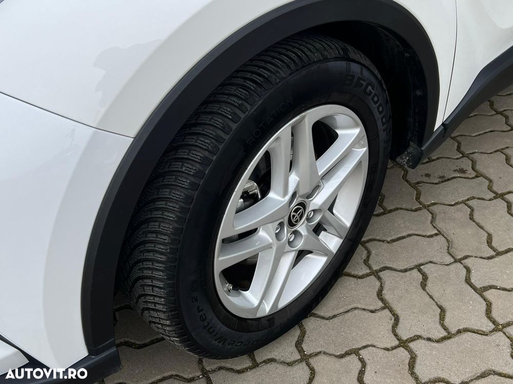Toyota C-HR 1.8 HSD 122 CP 4x2 CVT Core - 10