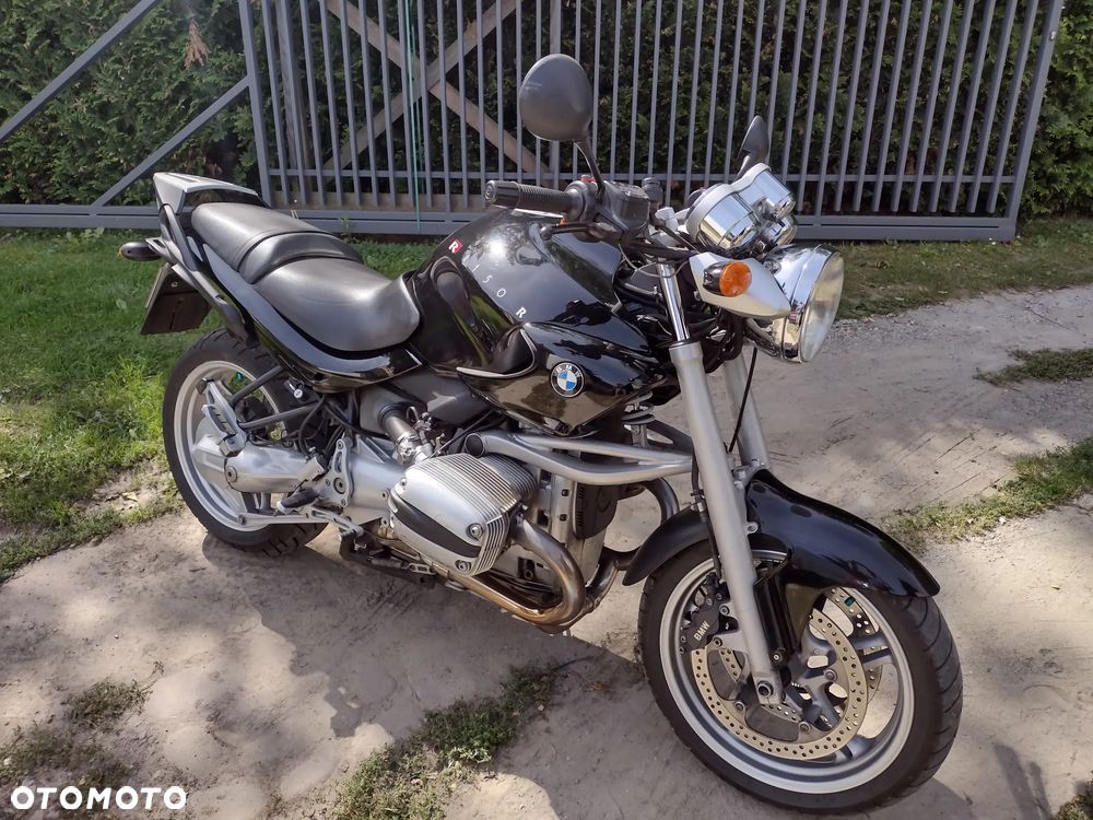 BMW R - 1