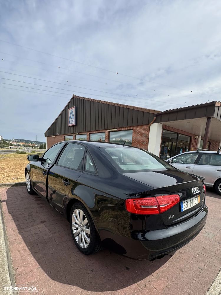 Audi A4 2.0 TDI multitronic Business Line - 11