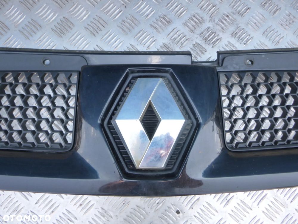 ATRAPA GRILL RENAULT MASTER II LIFT (2003-2010) - 3