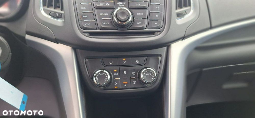 Opel Zafira - 17