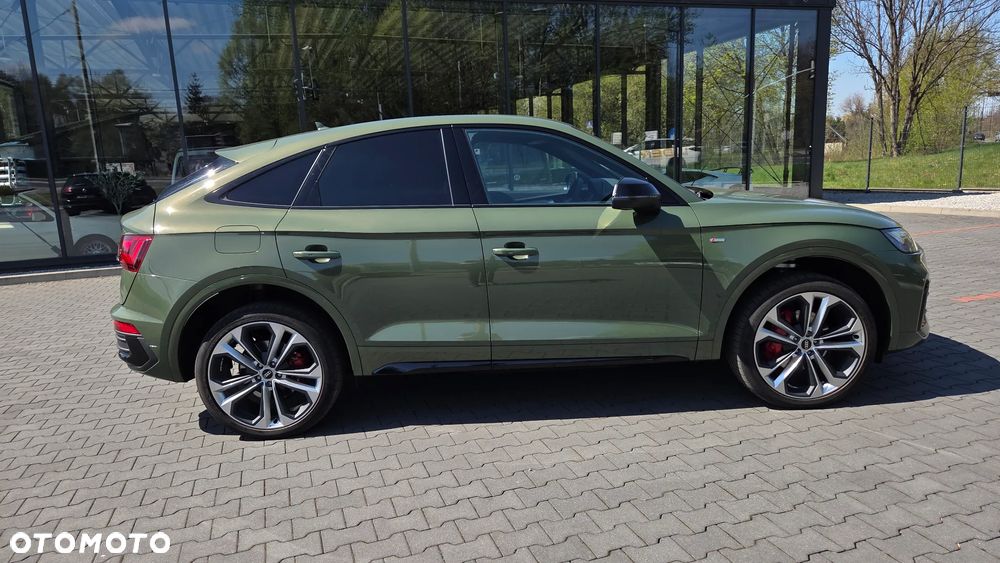 Audi Q5 Sportback - 4