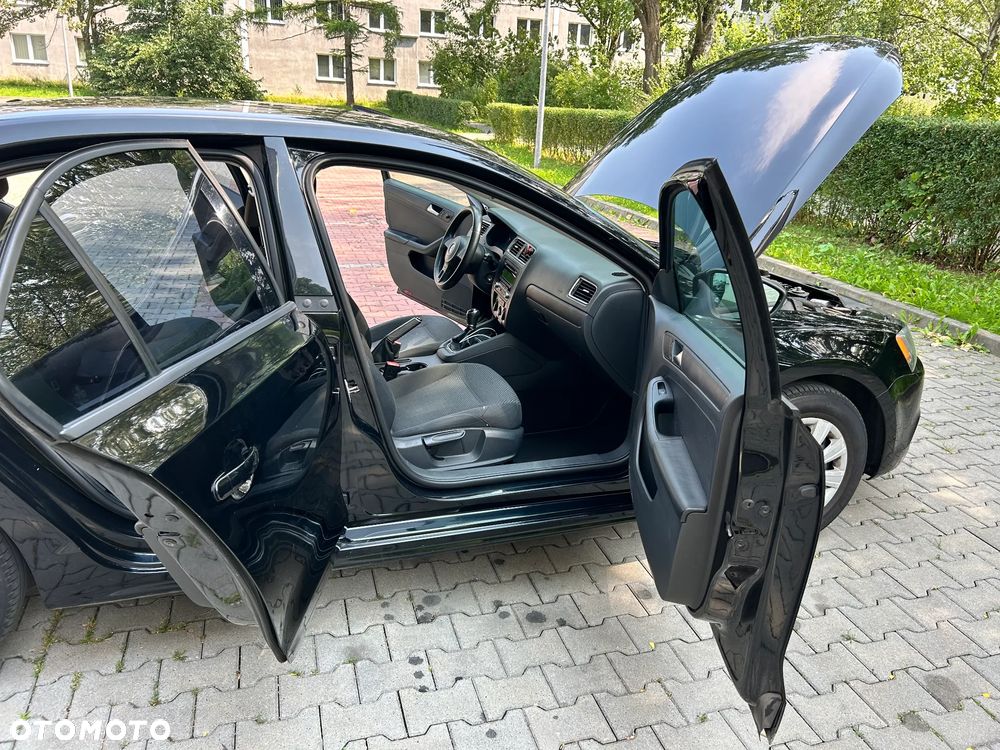 Volkswagen Jetta - 21