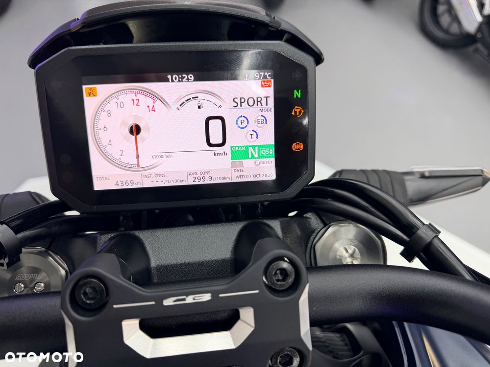 Honda CB - 38