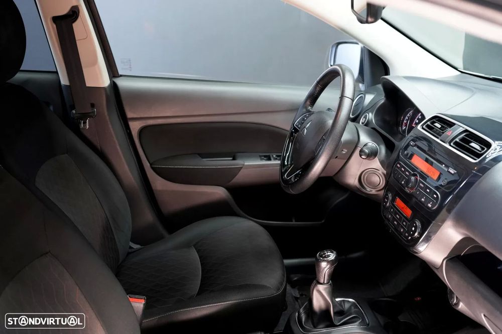 Mitsubishi Space Star 1.2 Intense - 15
