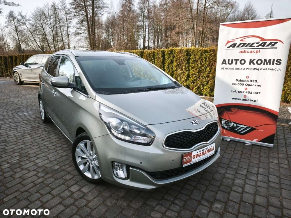 Kia Carens - 4