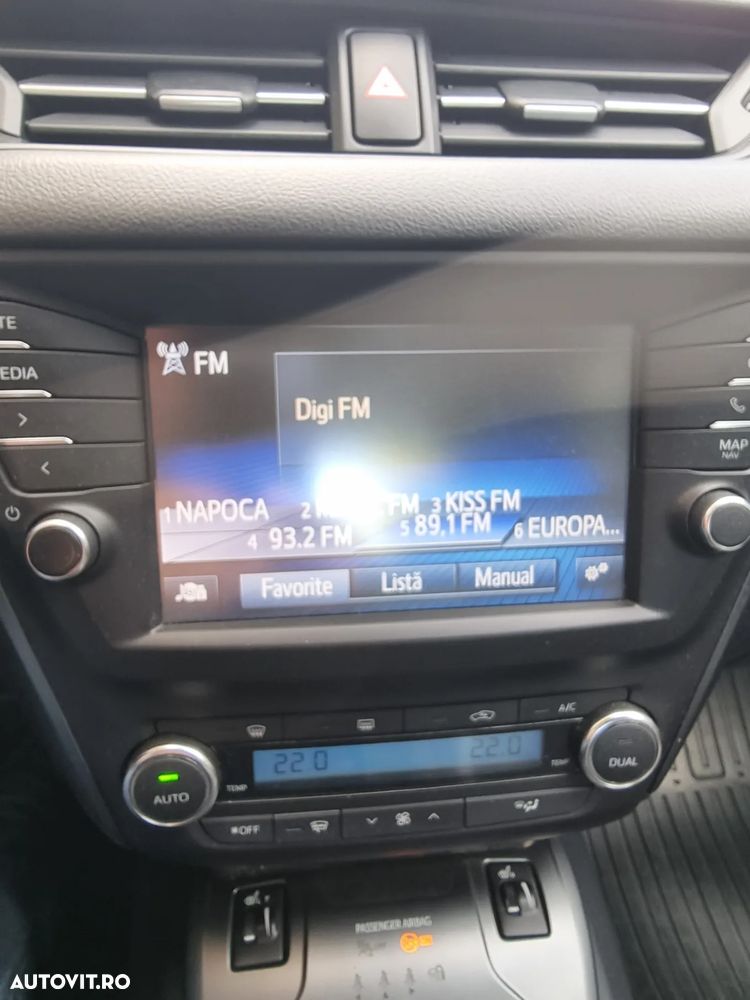 Toyota Avensis 1.8 Executive - 8