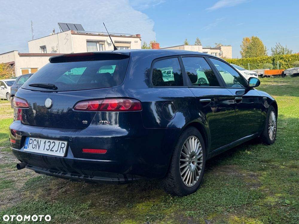 Alfa Romeo 159 - 6