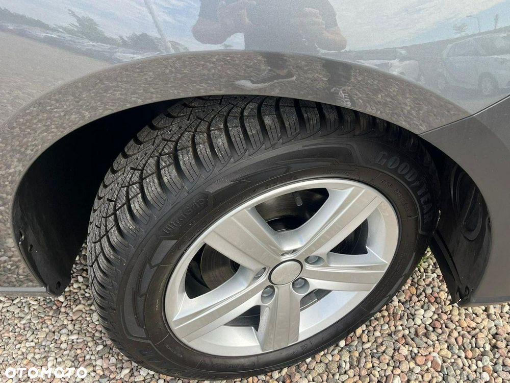 Volkswagen Caddy - 9