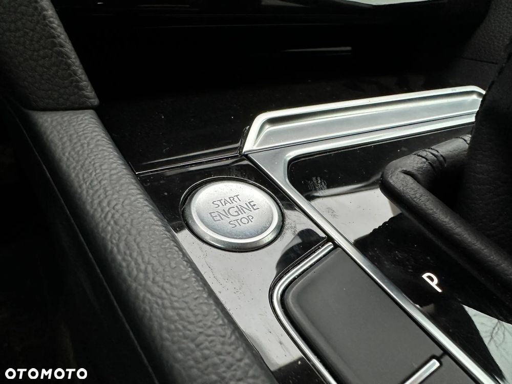 Volkswagen Arteon 2.0 TDI SCR Elegance DSG - 16