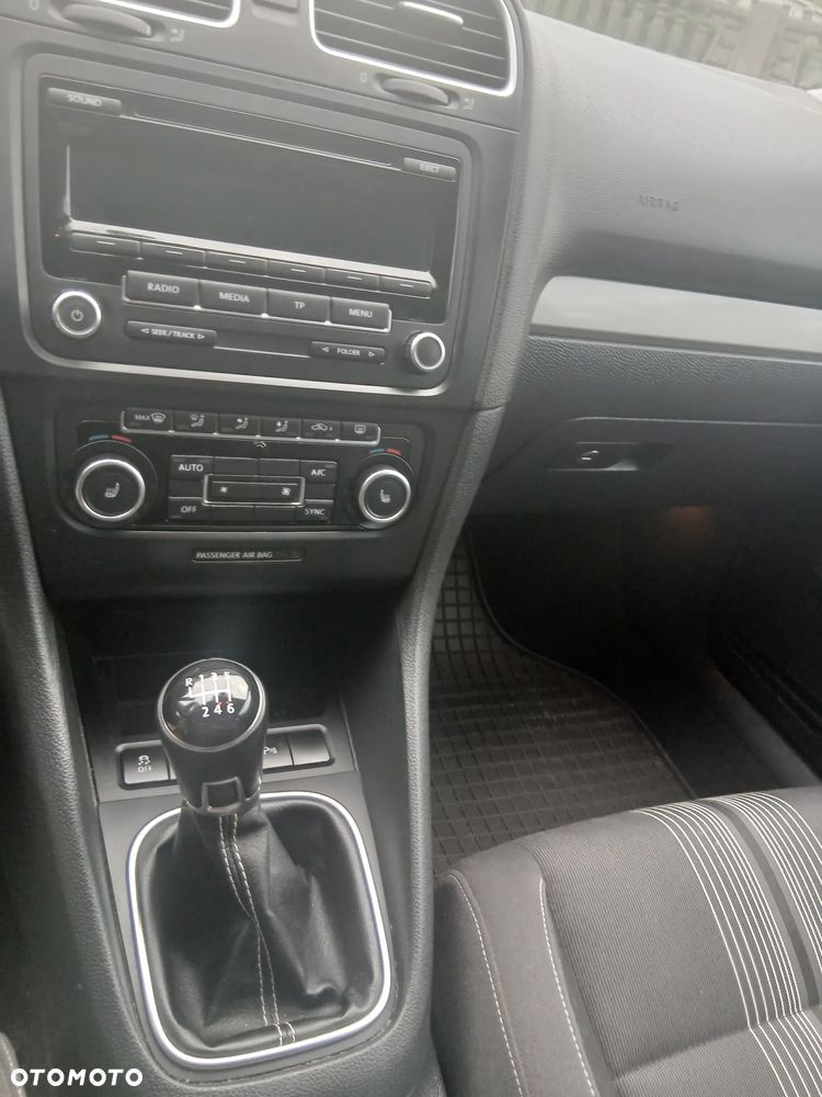 Volkswagen Golf 1.2 TSI BMT Trendline - 11