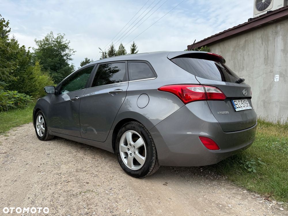 Hyundai i30 1.6 CRDi BlueDrive Comfort - 12