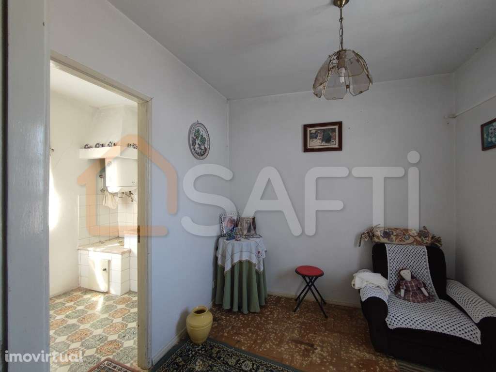 Casa com 2 Andares e Terreno a 6km de Soure. - Grande imagem: 3/16