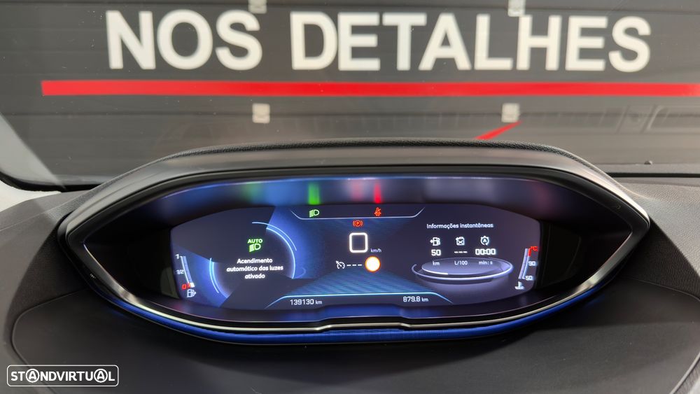 Peugeot 3008 1.2 PureTech Allure J18 - 20