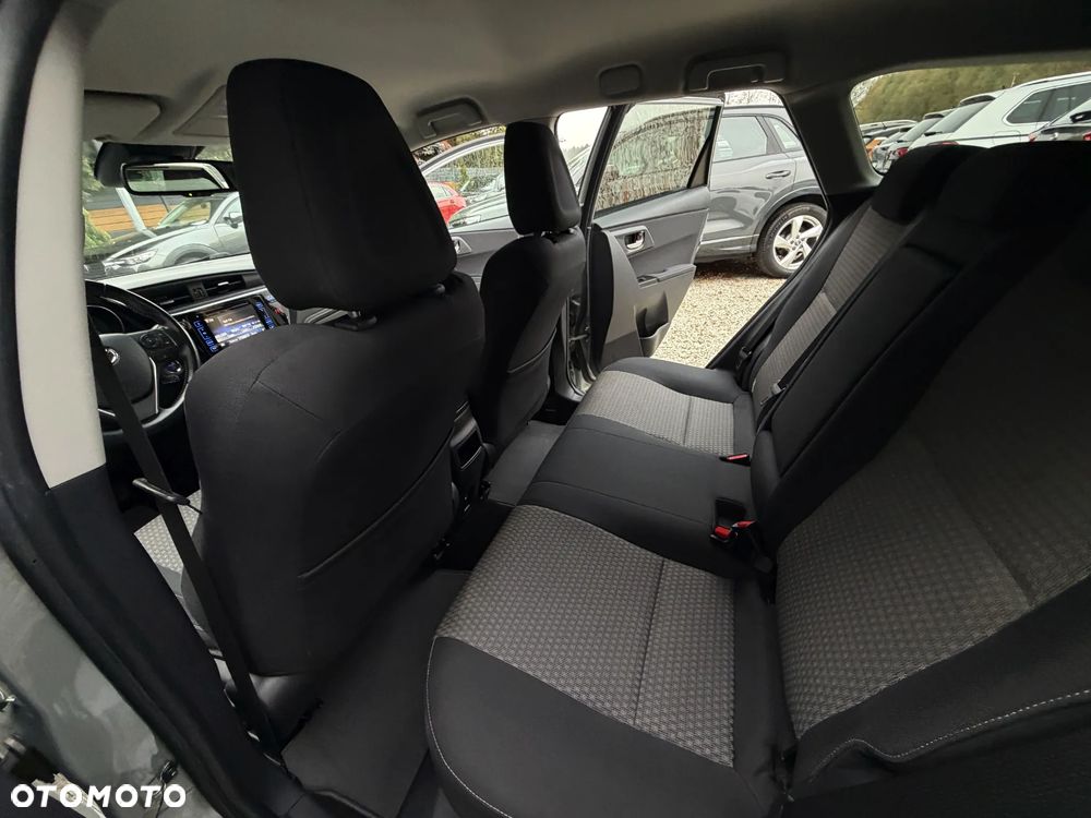 Toyota Auris 1.8 HSD Luna - 20