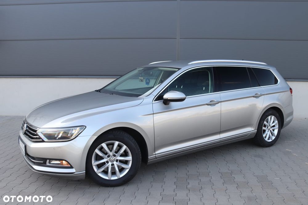 Volkswagen Passat 1.6 TDI BMT Comfortline - 1
