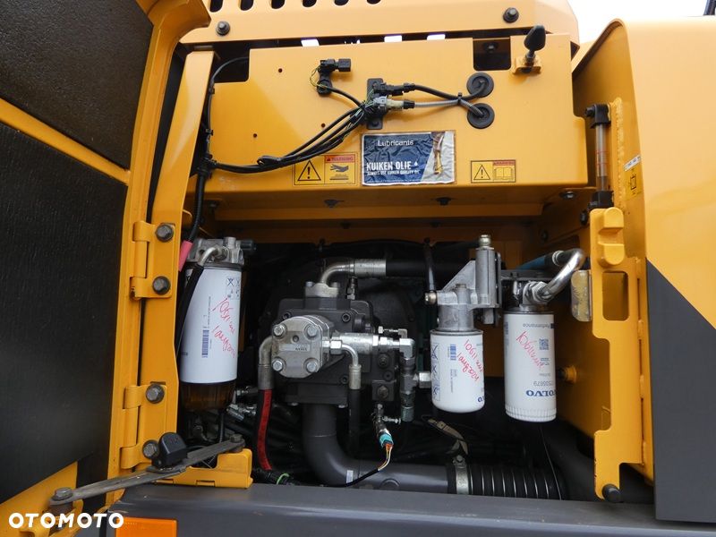 Volvo EW140D ROTOTILT ZE SZCZYPCAMI / Sprowadzona / - 21
