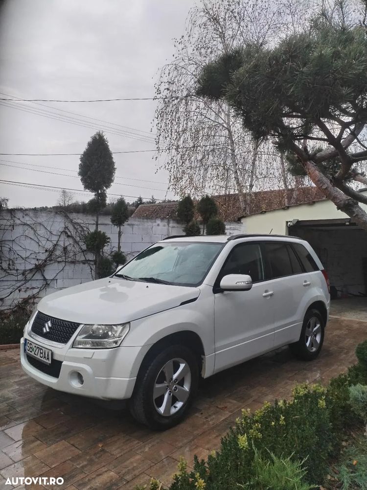 Suzuki Grand Vitara 1.9 DDiS Comfort + DPF - 3