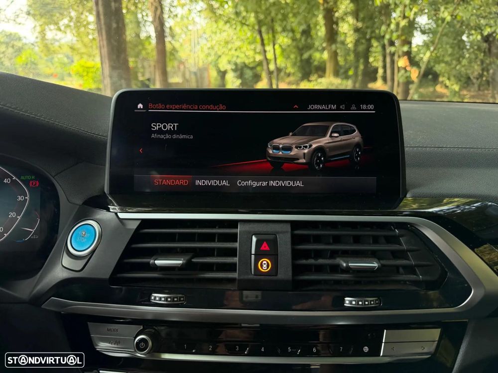 BMW iX3 M Sport Impressive - 37