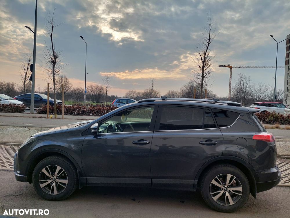 Toyota RAV4 2.0 Multidrive S Luxury - 4