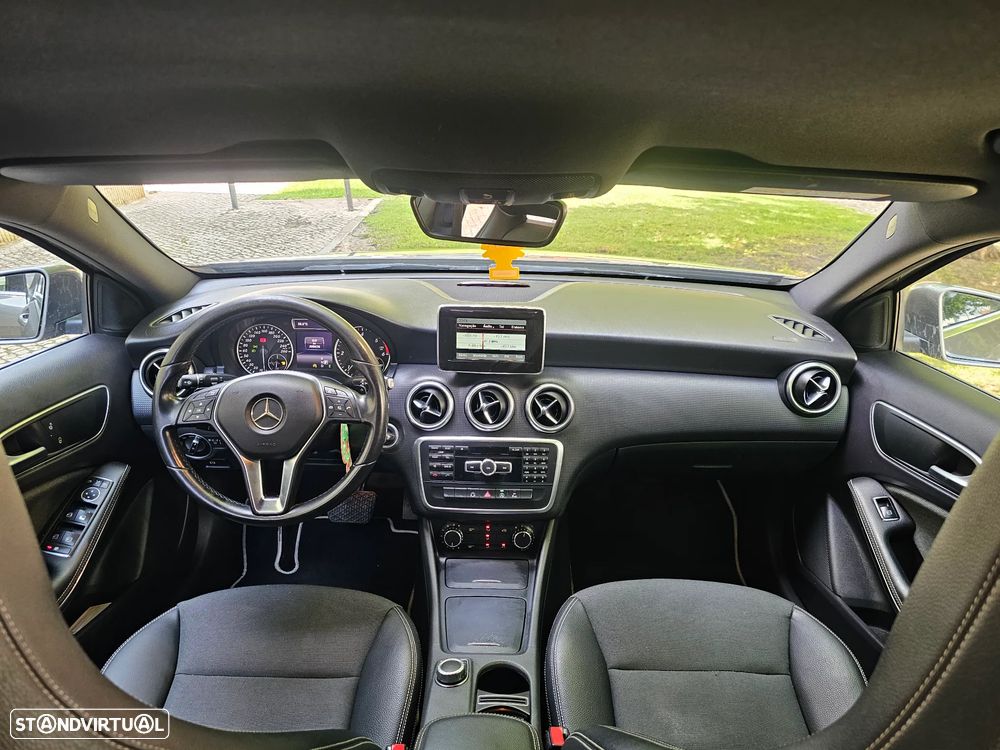 Mercedes-Benz A 180 CDI 7G-DCT 2Style - 42