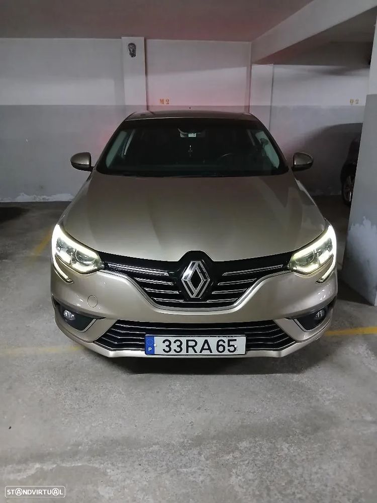 Renault Mégane 1.5 dCi Intens - 1