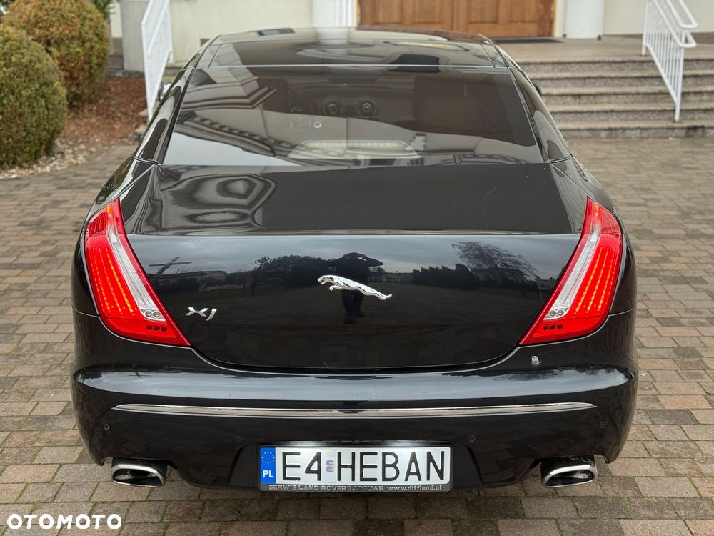 Jaguar XJ 3.0 D V6 Premium Luxury - 15