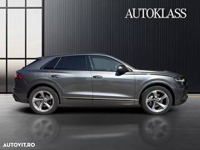 Audi Q8 - 5