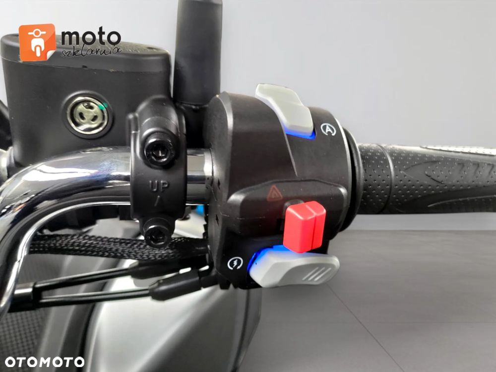 QJMOTOR MTX 125 - 21