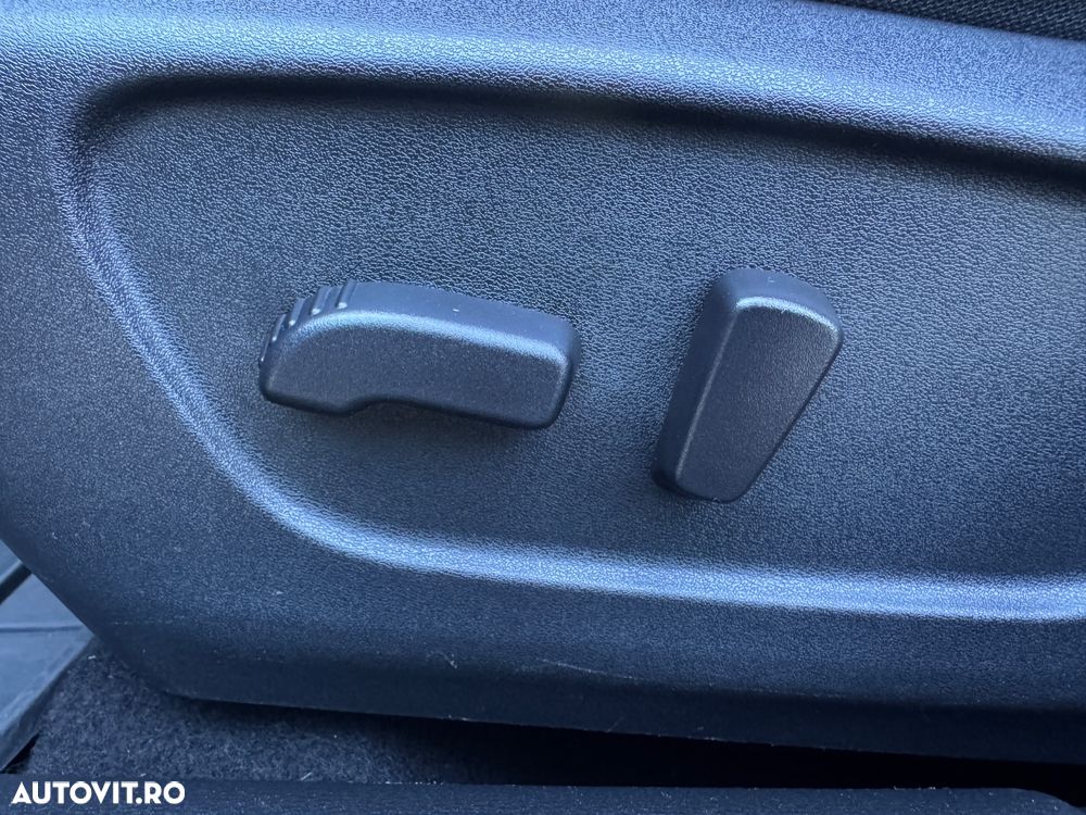 Nissan Qashqai 1.6 dCi DPF tekna - 17