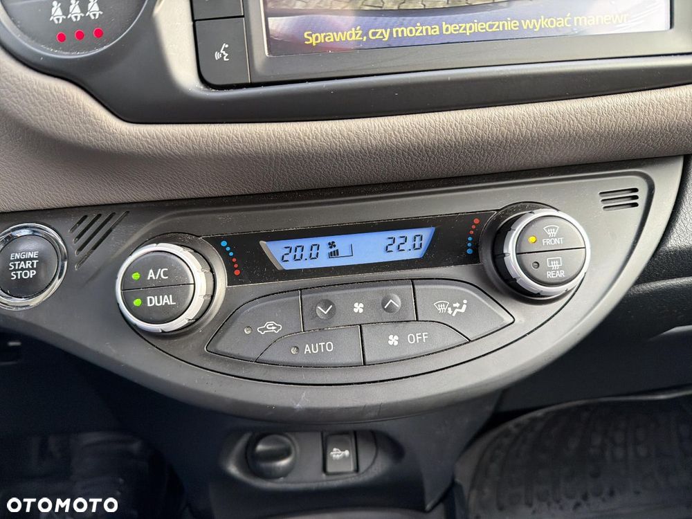 Toyota Yaris - 22