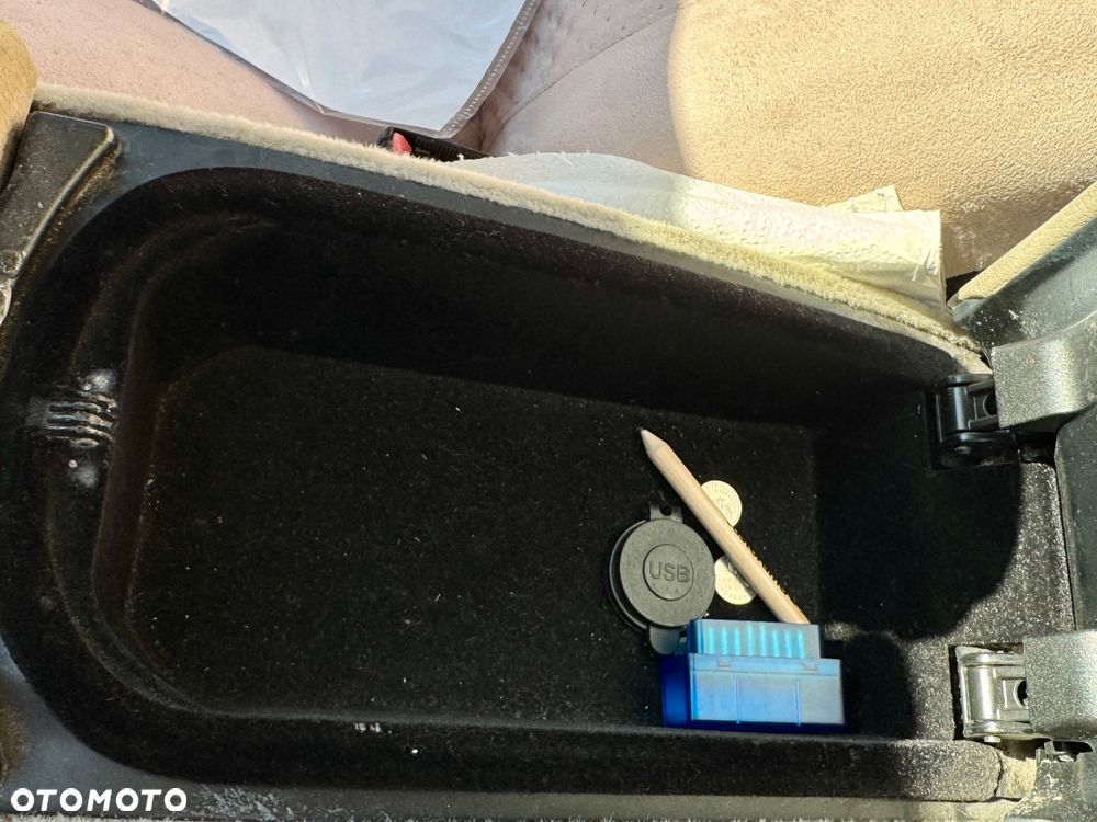 Mercedes-Benz Klasa E 200 Kompressor Classic - 6