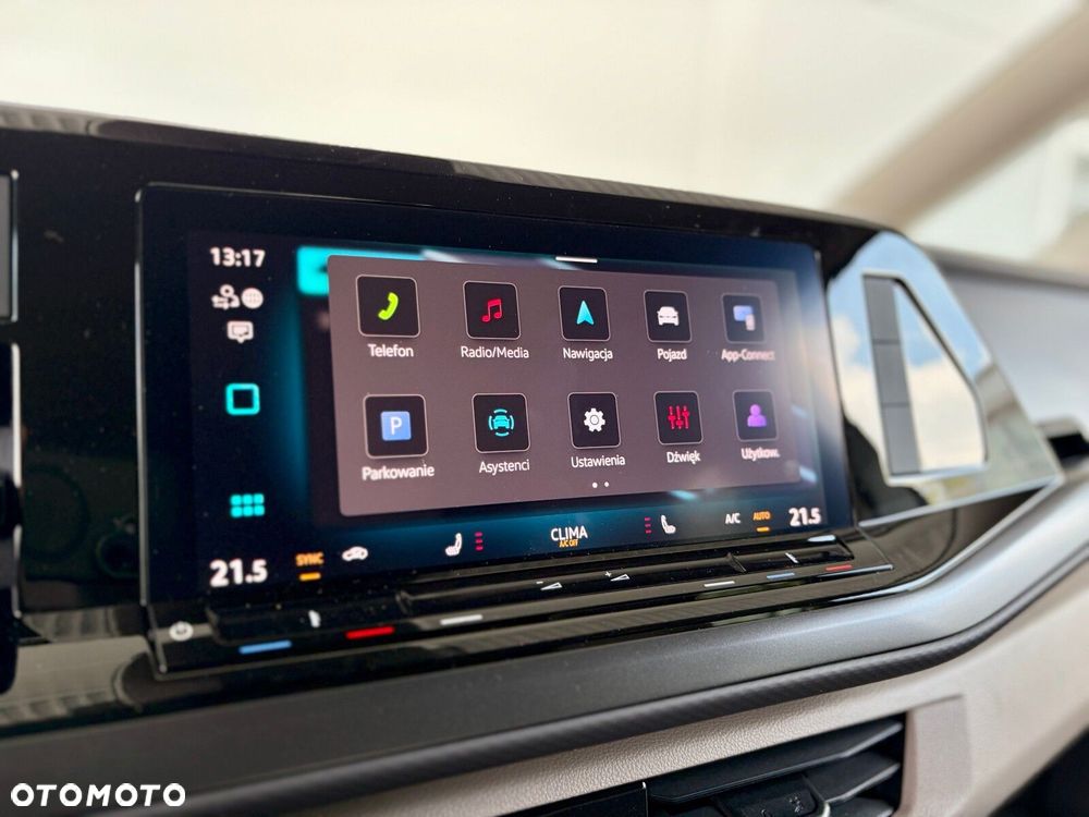 Volkswagen Multivan - 32