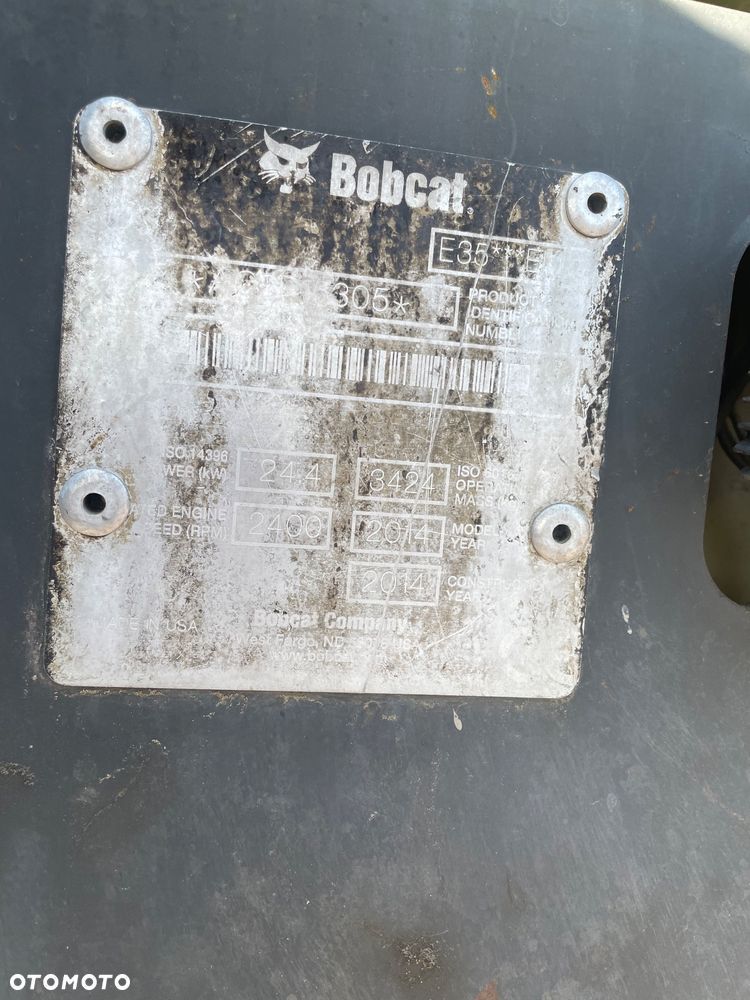 Bobcat E35 - 10