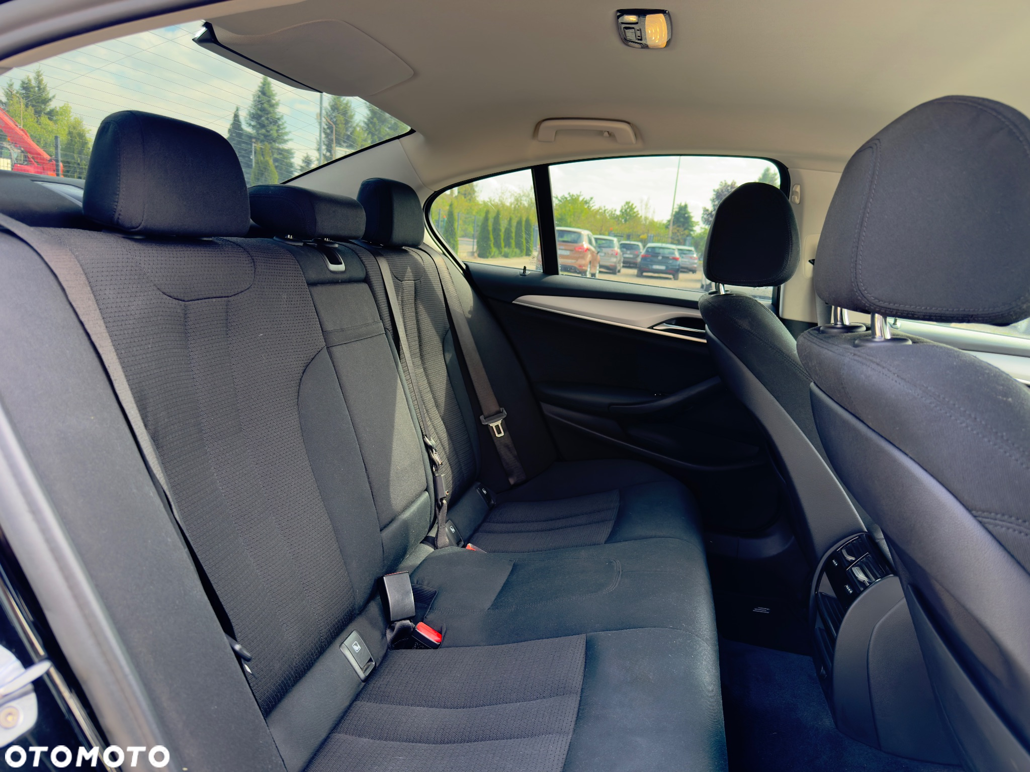 BMW Seria 5 520d Luxury Line - 32