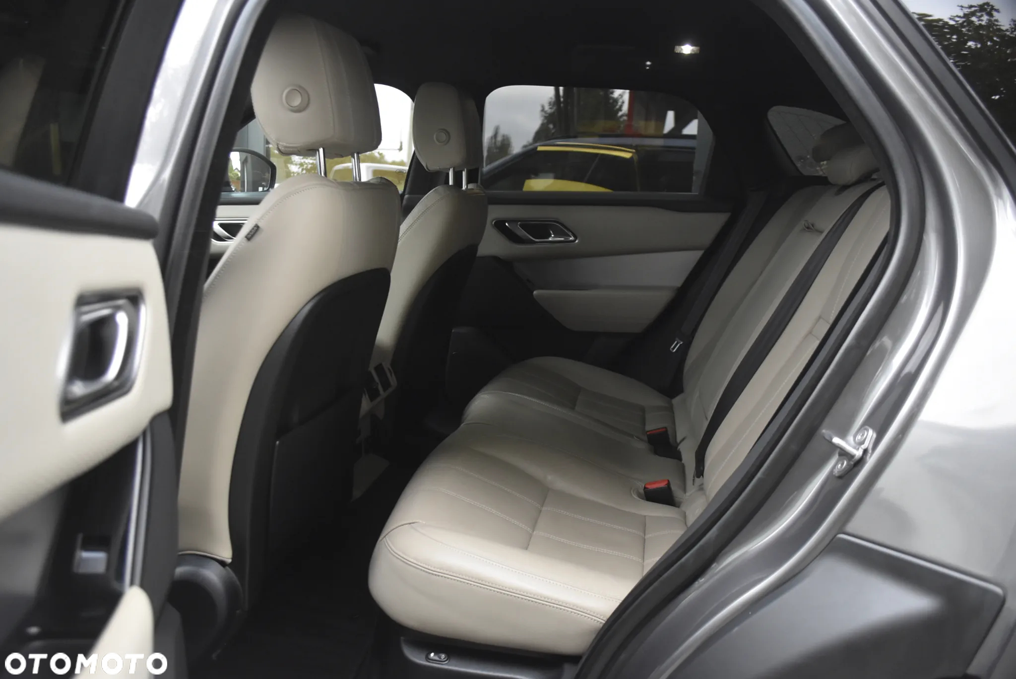 Land Rover Range Rover Velar 2.0 Si4 GPF R-Dynamic SE - 10