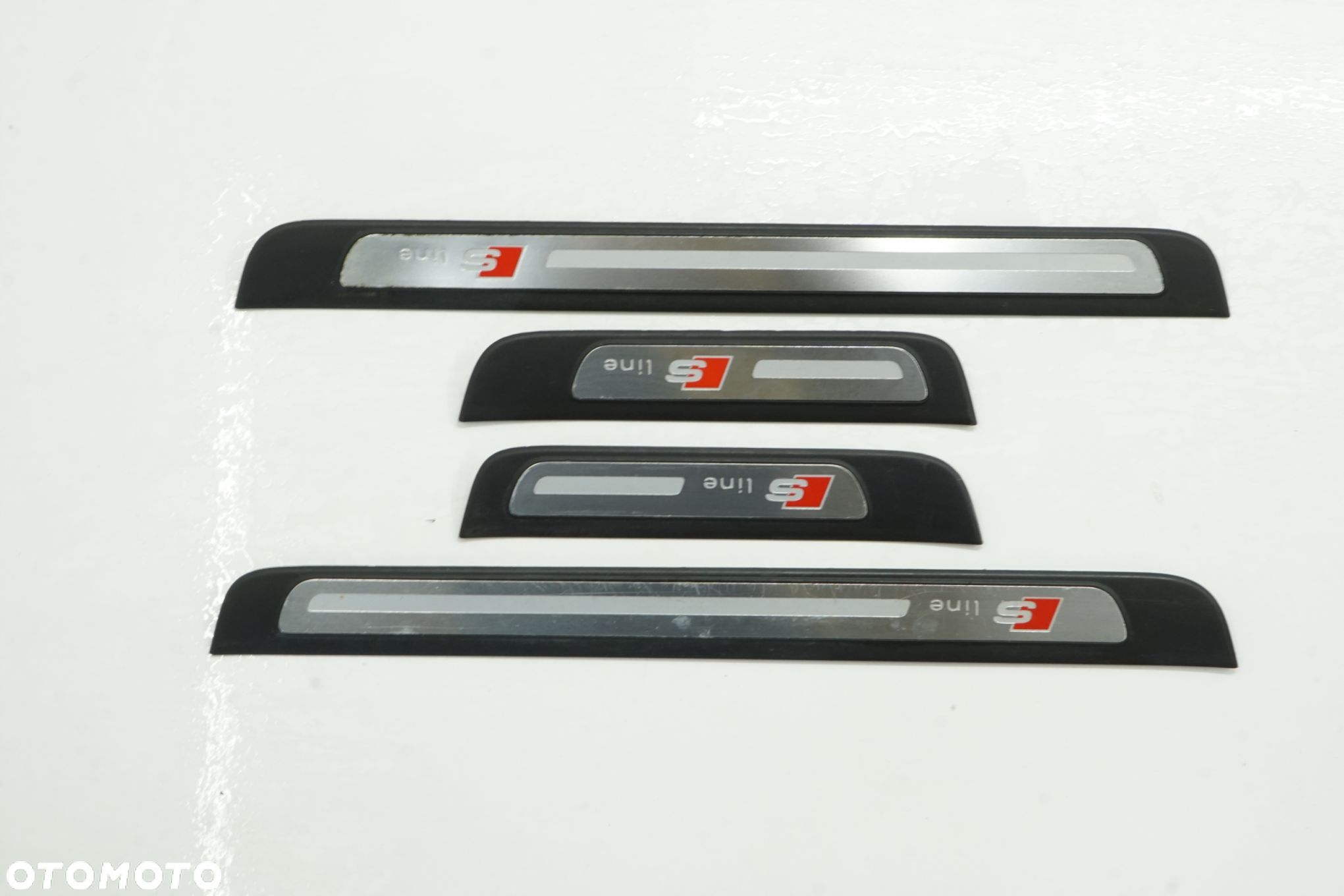 AUDI A4 B8 LIFT 12R S-LINE LISTWY NAKŁADKI PROGOWE KOMPLET - 1